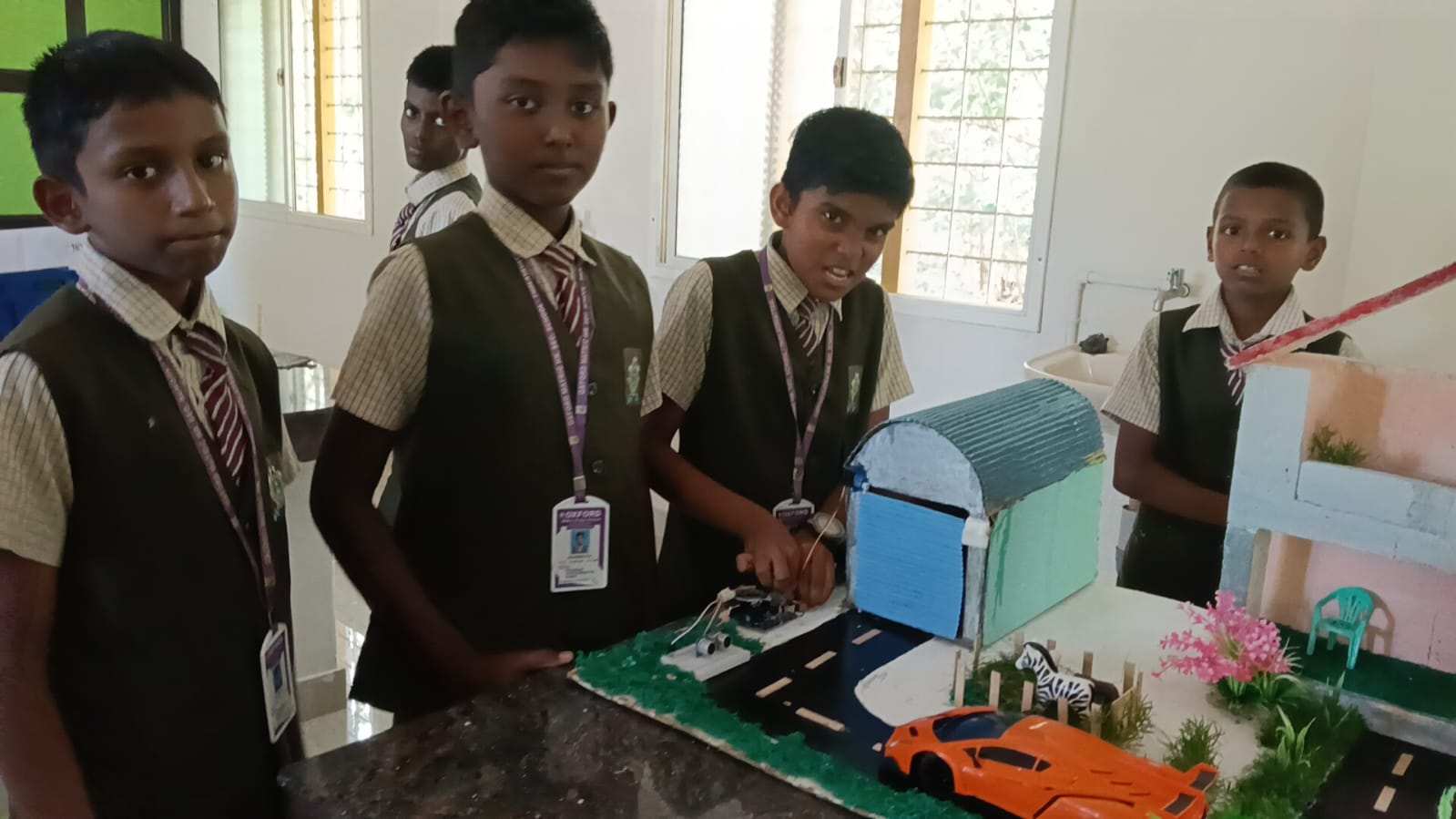 Oxford School Tekday event — smart city model